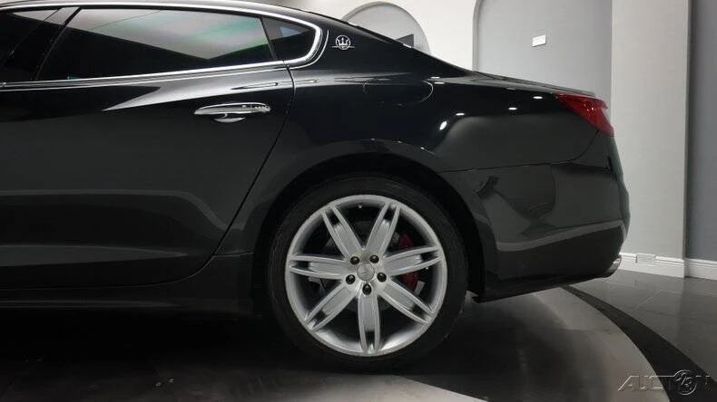 2015 Maserati Quattroporte 6th Gen - Image 20 of 21