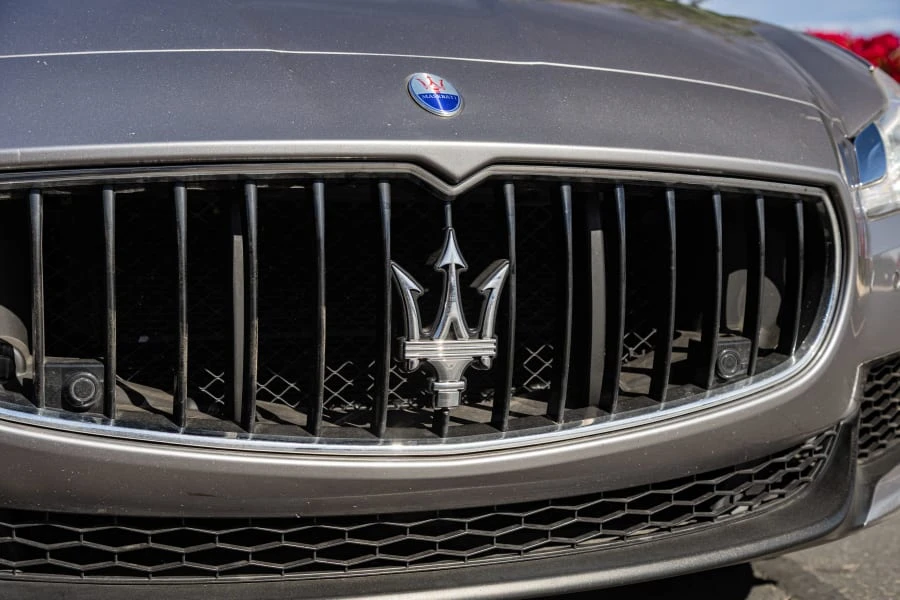 2015 Maserati Quattroporte 6th Gen - Image 13 of 31