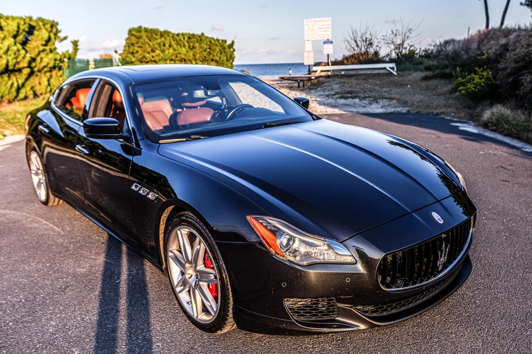 2015 Maserati Quattroporte 6th Gen - Image 19 of 31