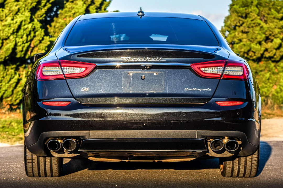 2015 Maserati Quattroporte 6th Gen - Image 5 of 31