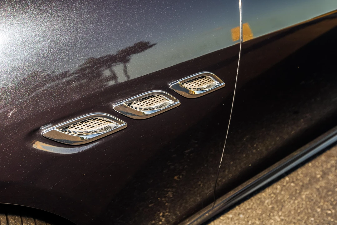 2015 Maserati Quattroporte 6th Gen - Image 28 of 31