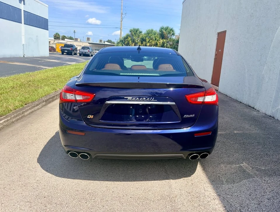 2015 Maserati Ghibli 3rd Gen - Image 13 of 20