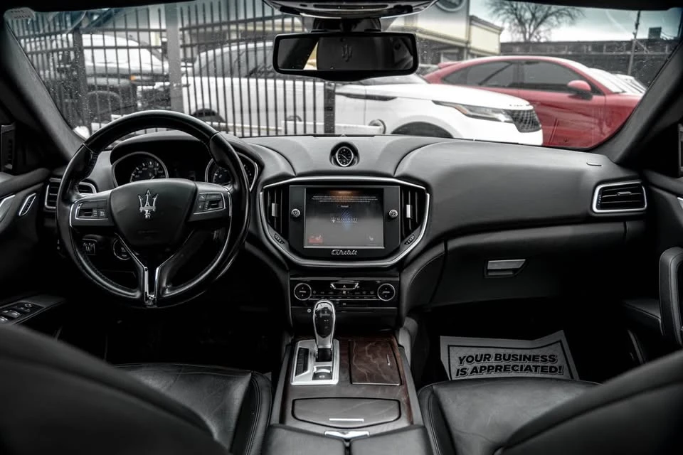2015 Maserati Ghibli 3rd Gen - Image 17 of 20
