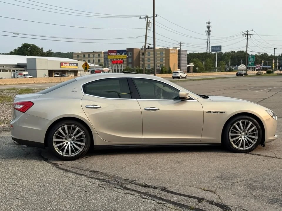 2015 Maserati Ghibli 3rd Gen - Image 4 of 19