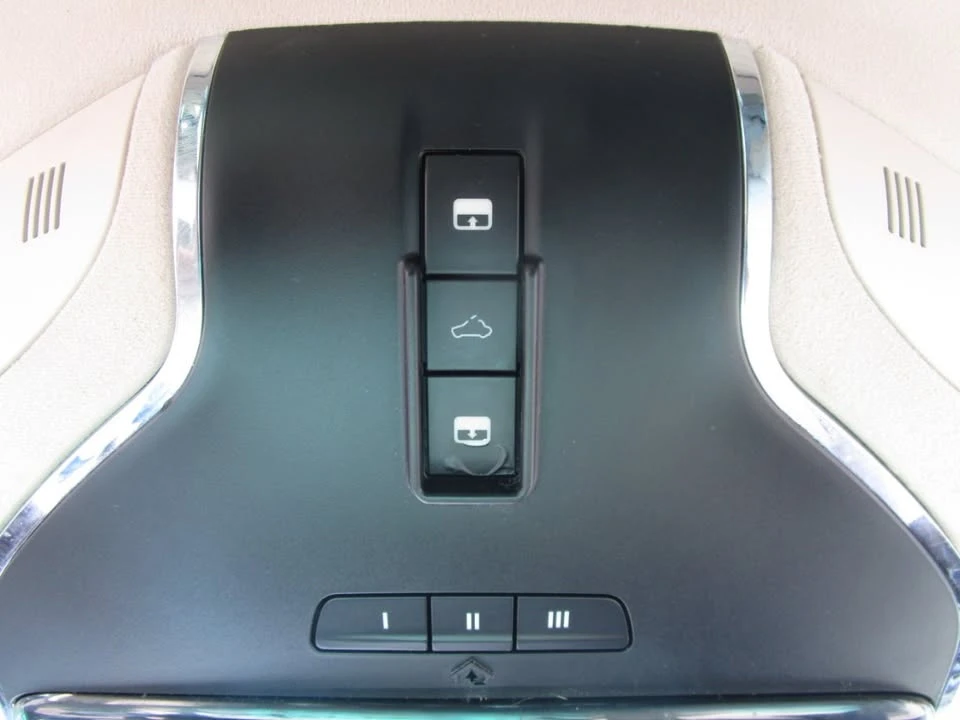 2015 Maserati Ghibli 3rd Gen - Image 15 of 20
