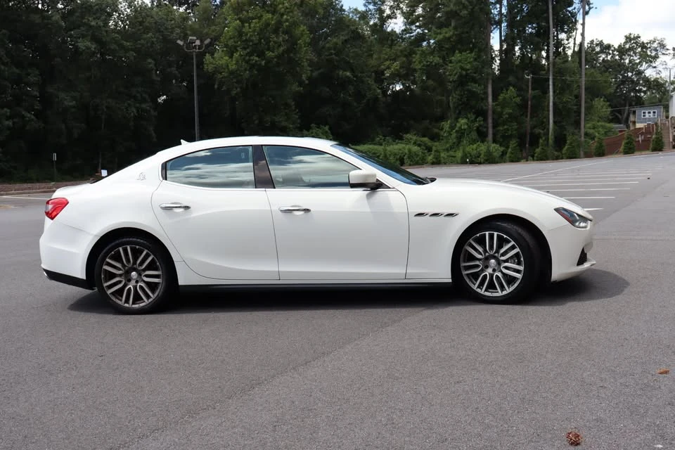 2015 Maserati Ghibli 3rd Gen - Image 2 of 15
