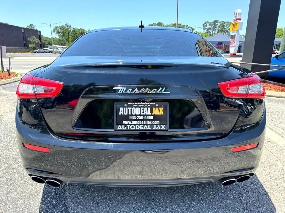 2015 Maserati Ghibli 3rd Gen - Image 5 of 17