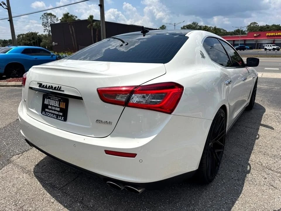 2015 Maserati Ghibli 3rd Gen - Image 4 of 14