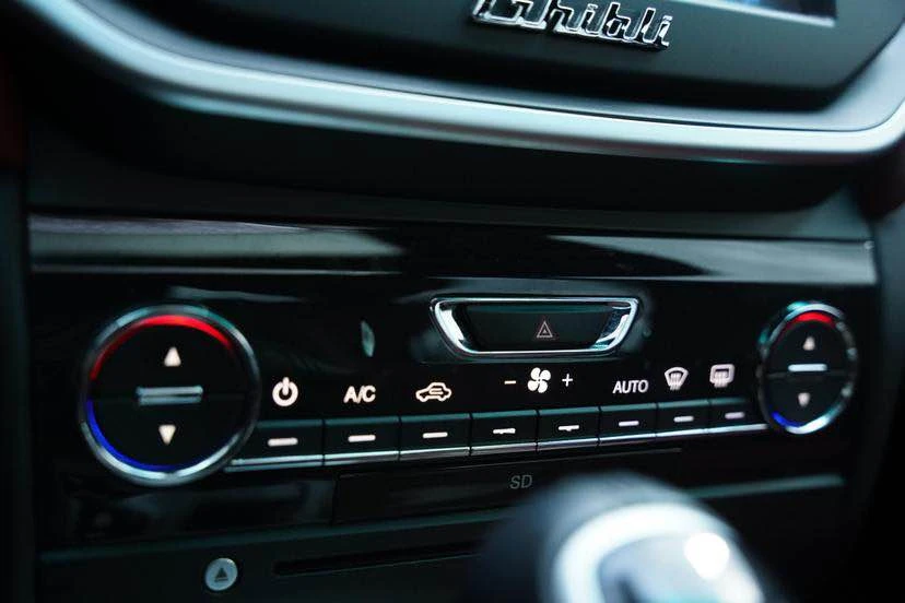 2015 Maserati Ghibli 3rd Gen - Image 13 of 20