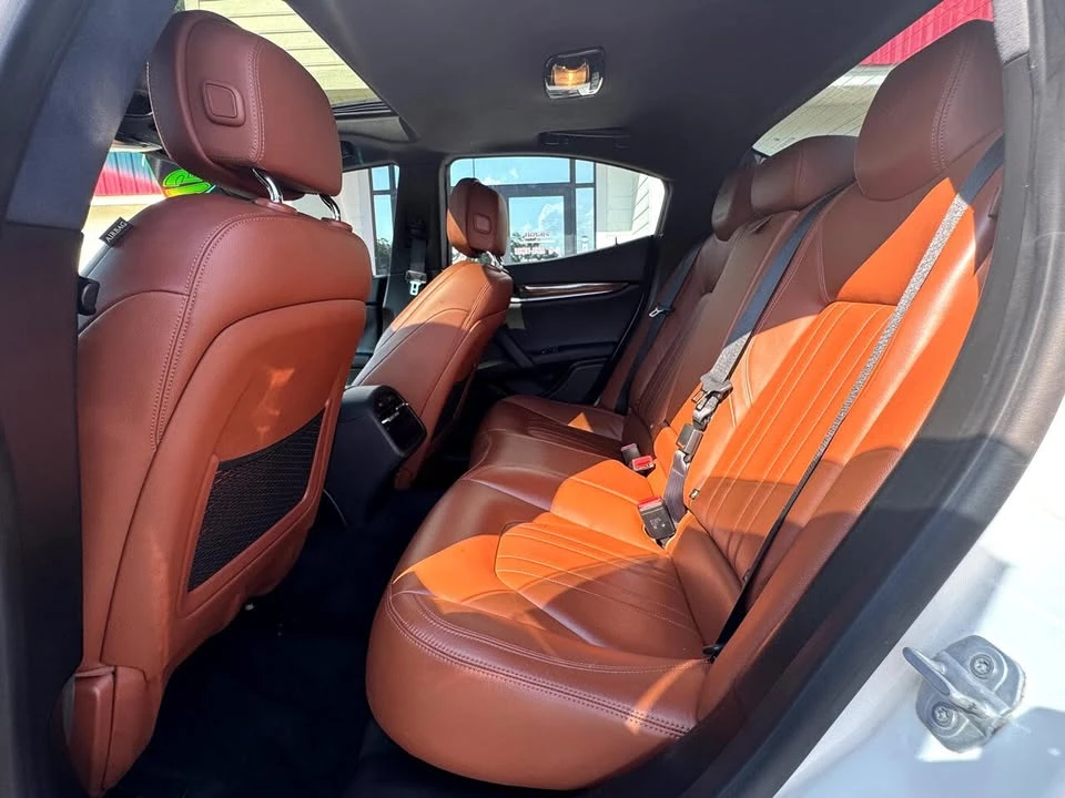 2015 Maserati Ghibli 3rd Gen - Image 13 of 20