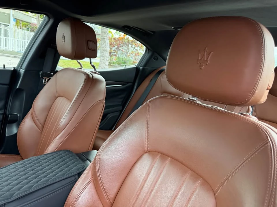 2015 Maserati Ghibli 3rd Gen - Image 13 of 20