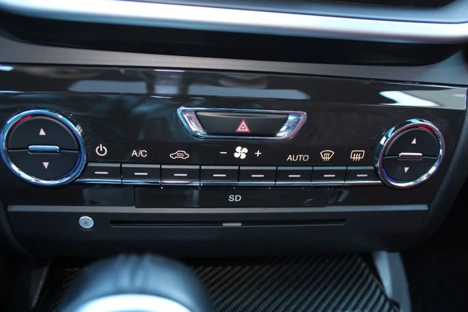 2015 Maserati Ghibli 3rd Gen - Image 10 of 19