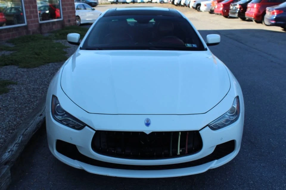2015 Maserati Ghibli 3rd Gen - Image 2 of 19