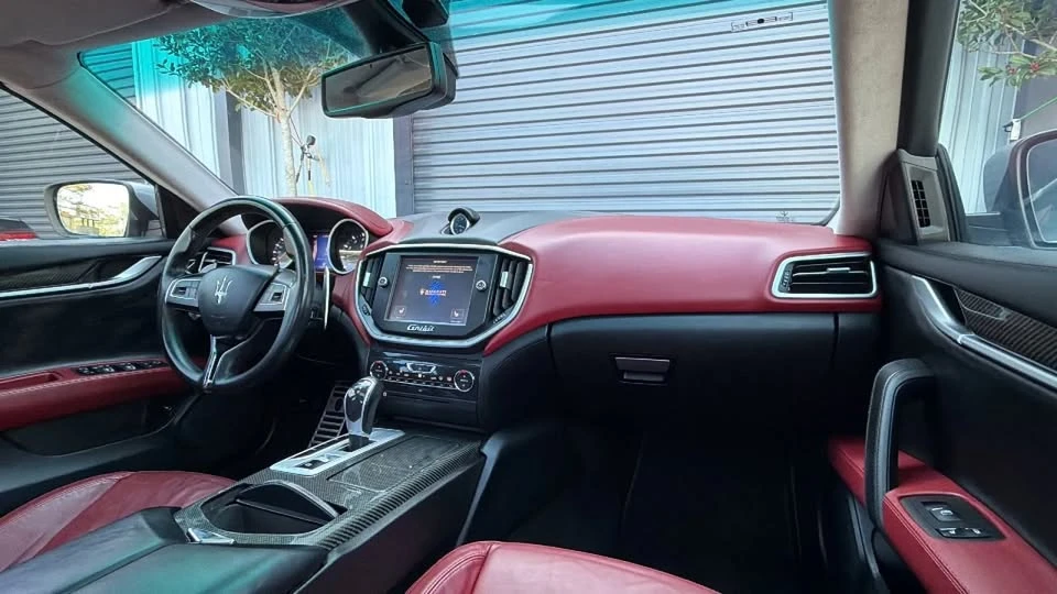 2015 Maserati Ghibli 3rd Gen - Image 15 of 19