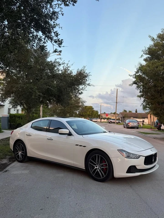 2015 Maserati Ghibli 3rd Gen - Image 2 of 8