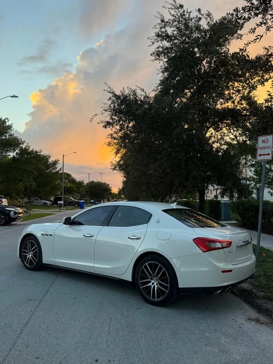 2015 Maserati Ghibli 3rd Gen - Image 5 of 8