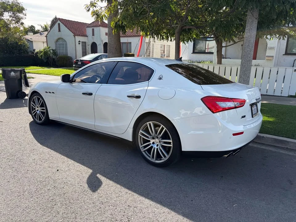 2015 Maserati Ghibli 3rd Gen - Image 2 of 13