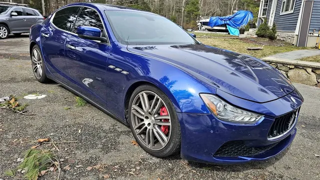 2015 Maserati Ghibli S GranLusso Sedan