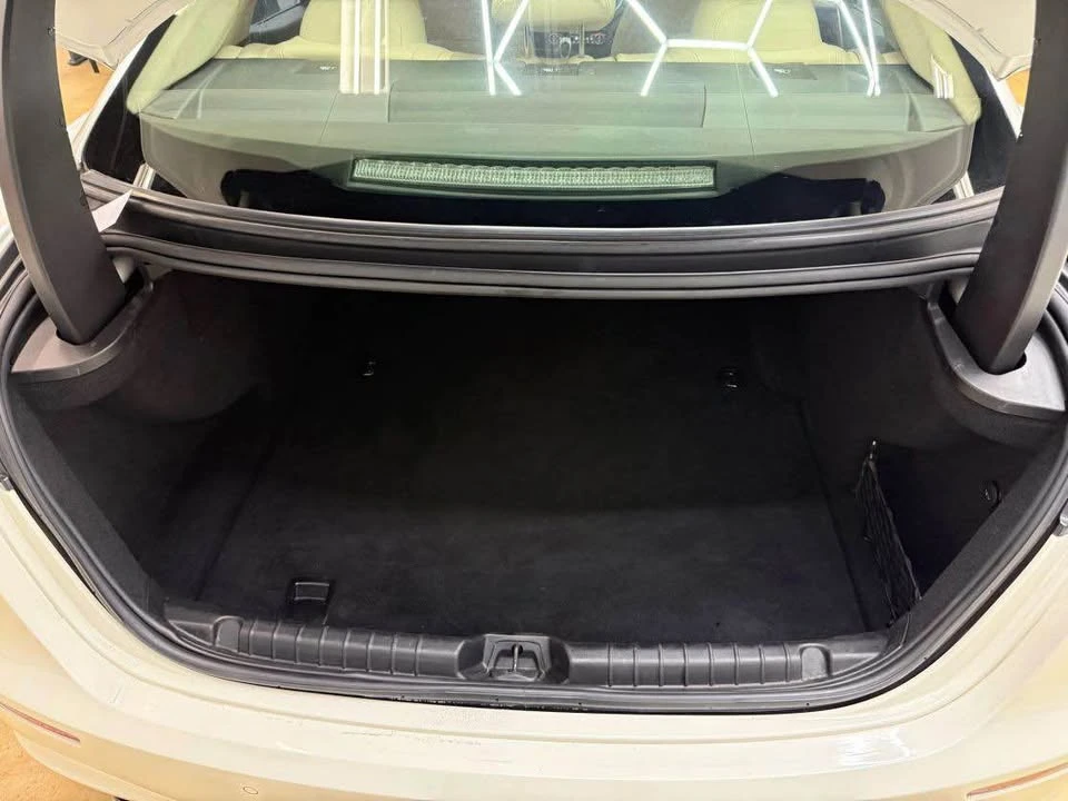 2015 Maserati Ghibli 3rd Gen - Image 9 of 10