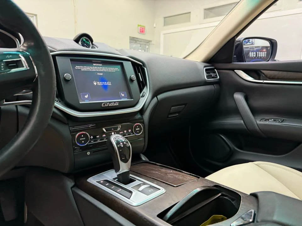 2015 Maserati Ghibli 3rd Gen - Image 6 of 10
