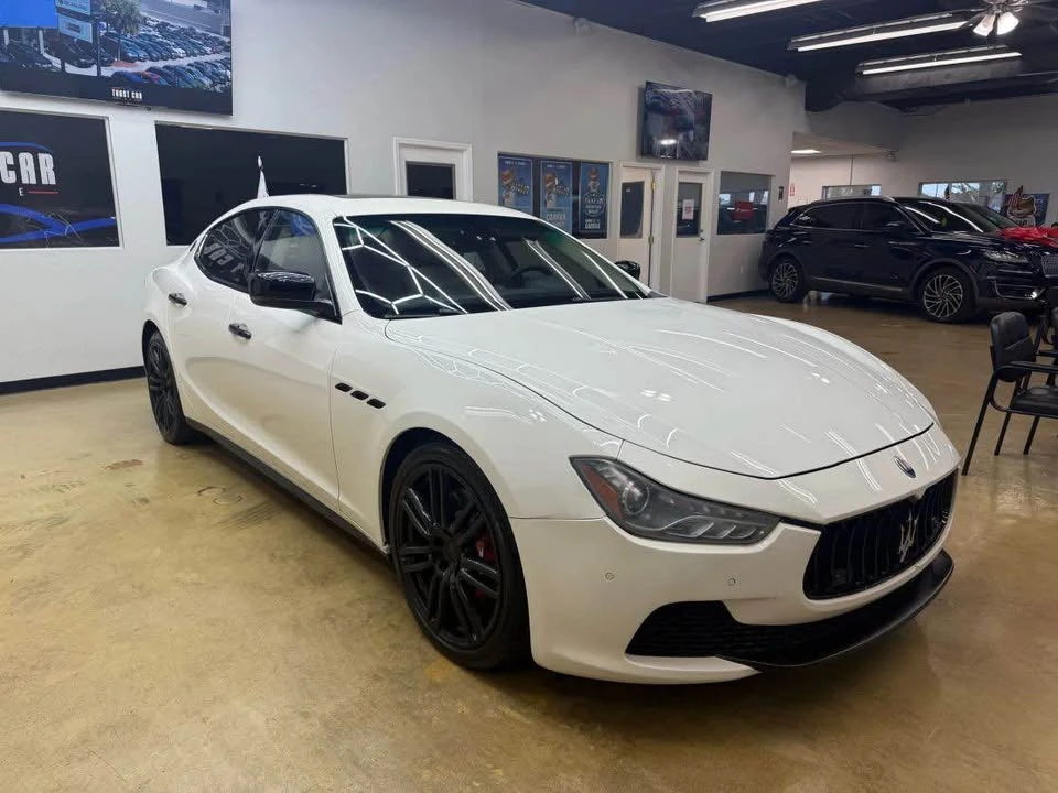 2015 Maserati Ghibli 3rd Gen - Image 2 of 10