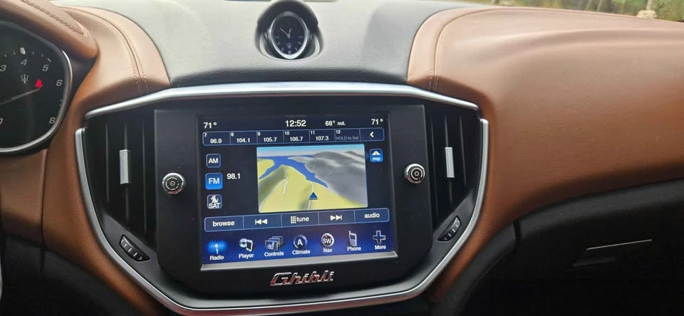 2015 Maserati Ghibli 3rd Gen - Image 7 of 9