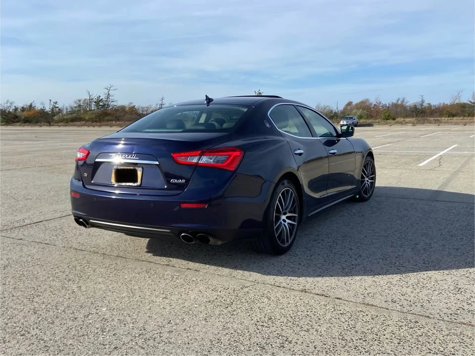 2015 Maserati Ghibli 3rd Gen - Image 9 of 17