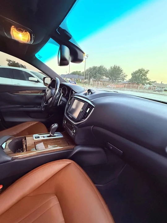 2015 Maserati Ghibli 3rd Gen - Image 9 of 11