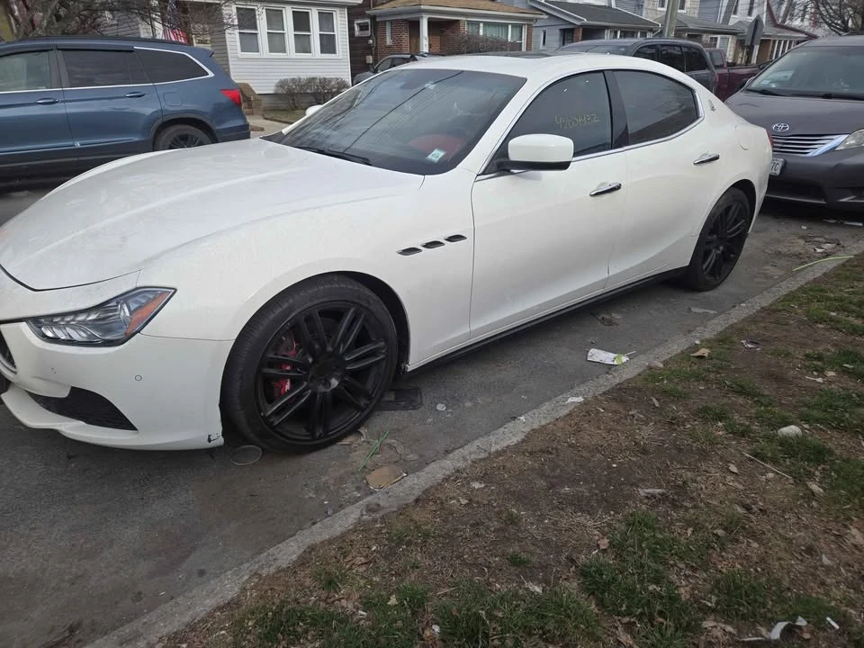 2015 Maserati Ghibli 3rd Gen - Image 2 of 18