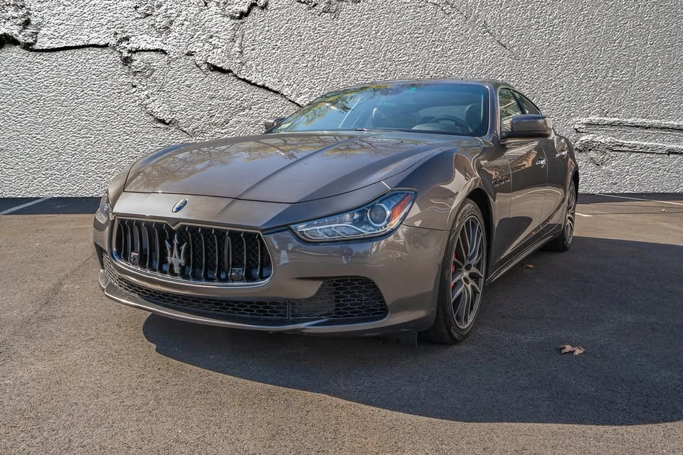 2015 Maserati Ghibli 3rd Gen - Image 2 of 11