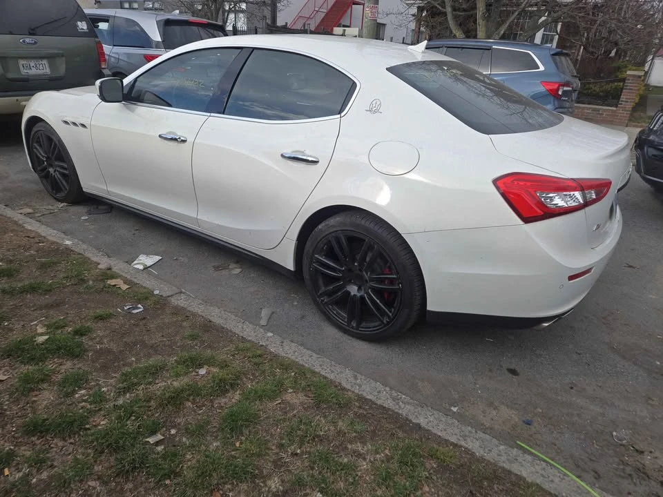 2015 Maserati Ghibli 3rd Gen - Image 4 of 18