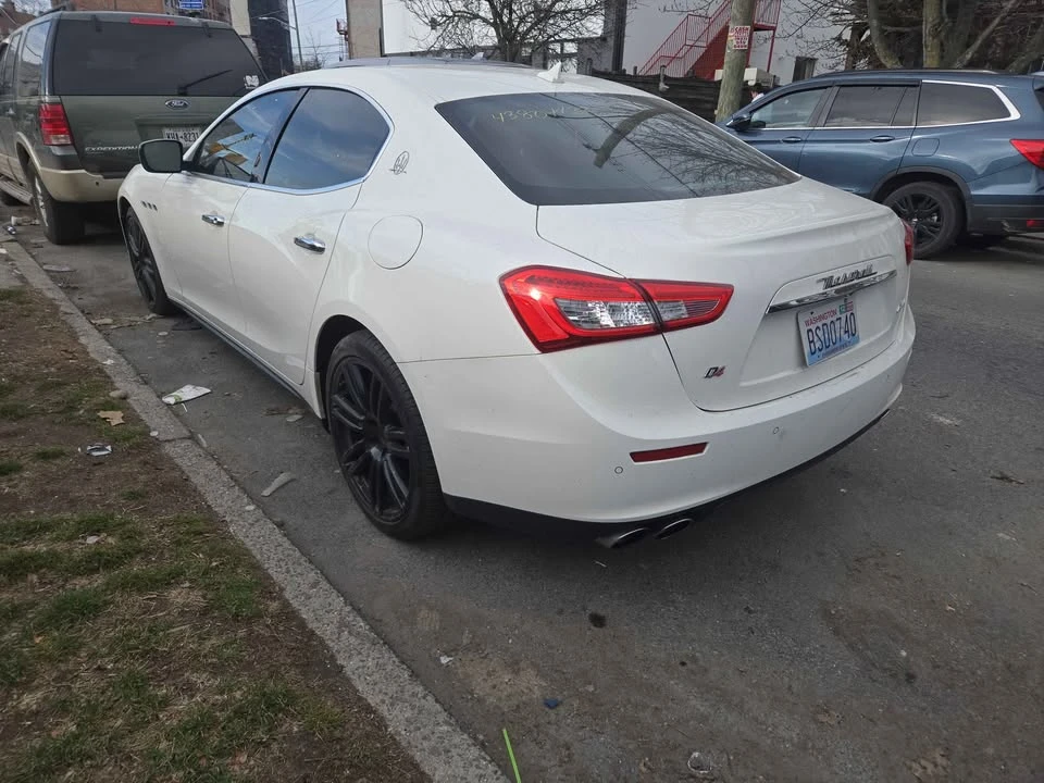 2015 Maserati Ghibli 3rd Gen - Image 3 of 18