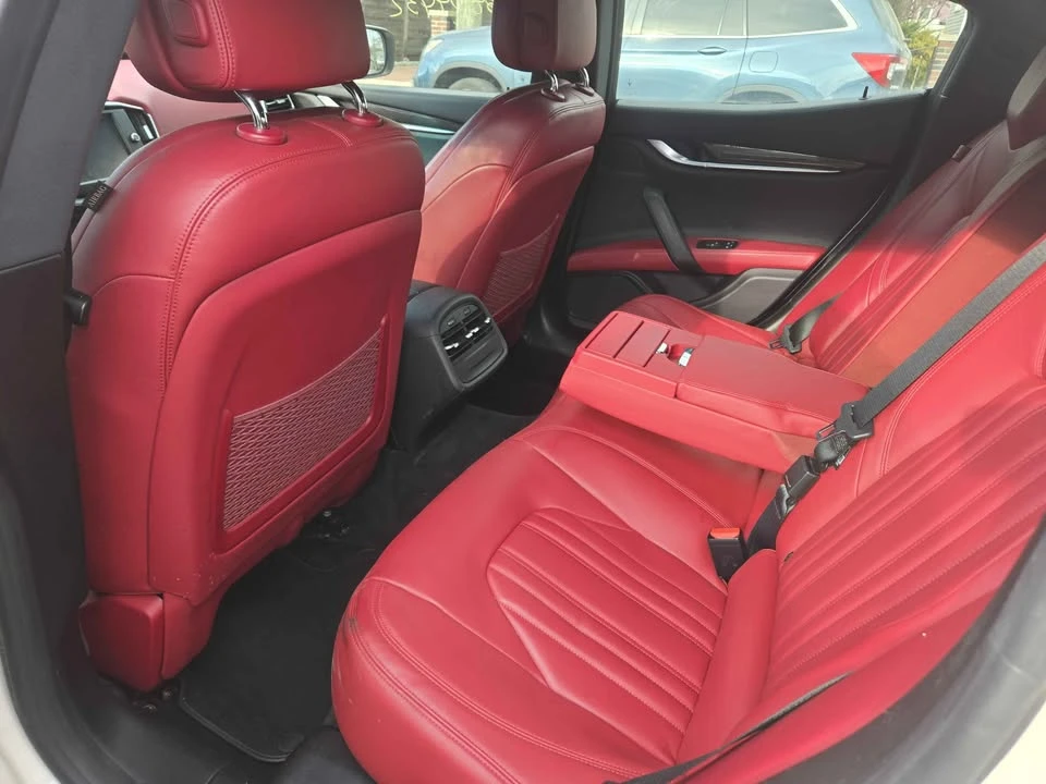2015 Maserati Ghibli 3rd Gen - Image 9 of 18