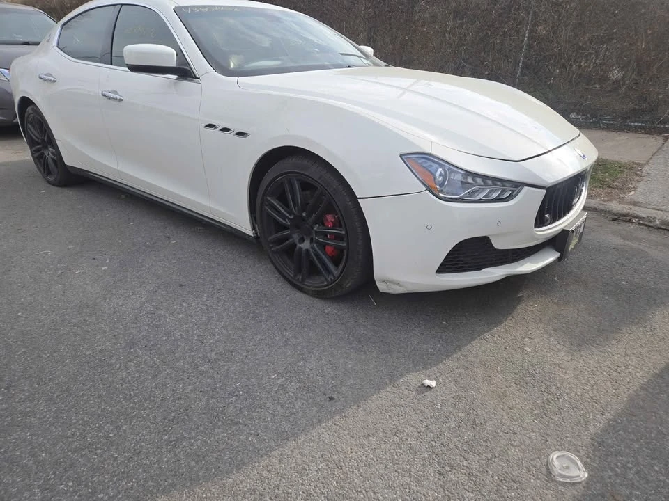 2015 Maserati Ghibli 3rd Gen - Image 13 of 18