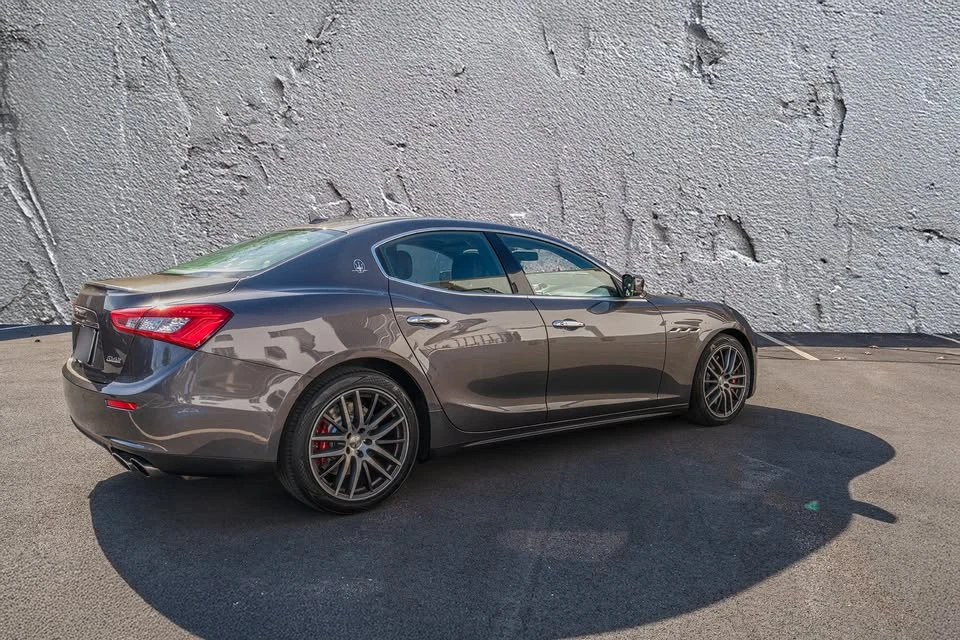 2015 Maserati Ghibli 3rd Gen - Image 9 of 11