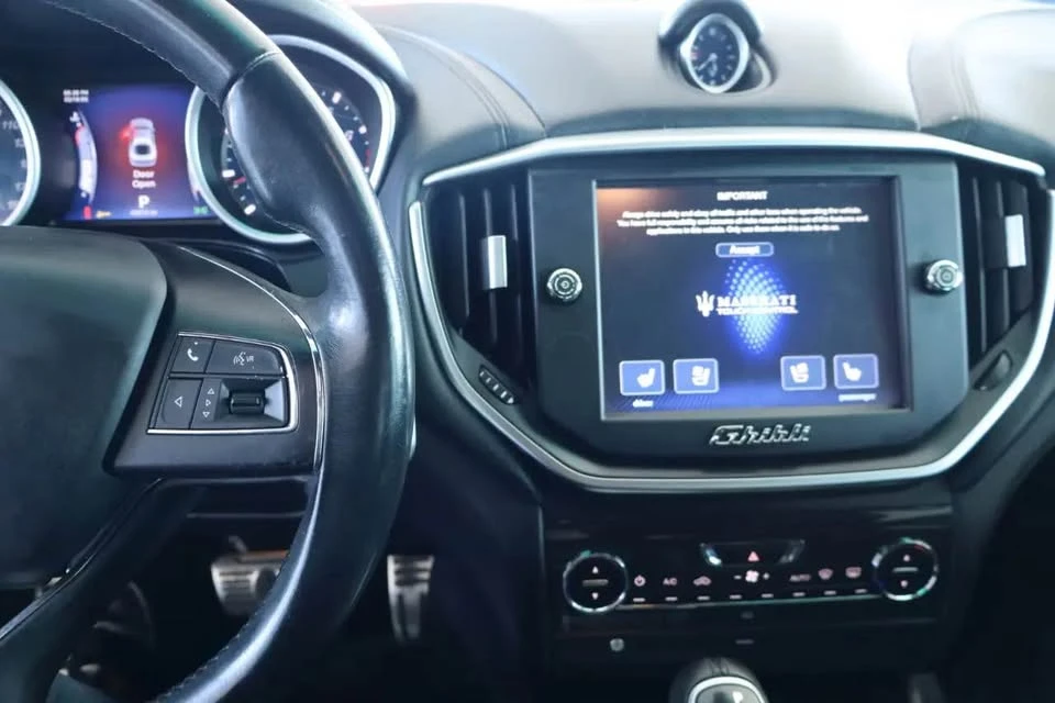 2015 Maserati Ghibli 3rd Gen - Image 7 of 11
