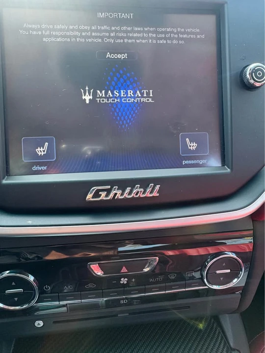 2015 Maserati Ghibli 3rd Gen - Image 16 of 20