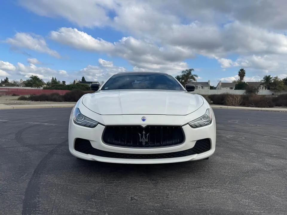 2015 Maserati Ghibli 3rd Gen - Image 2 of 19