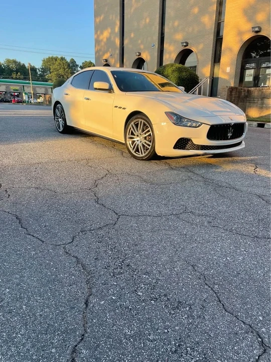 2015 Maserati Ghibli 3rd Gen - Image 4 of 9