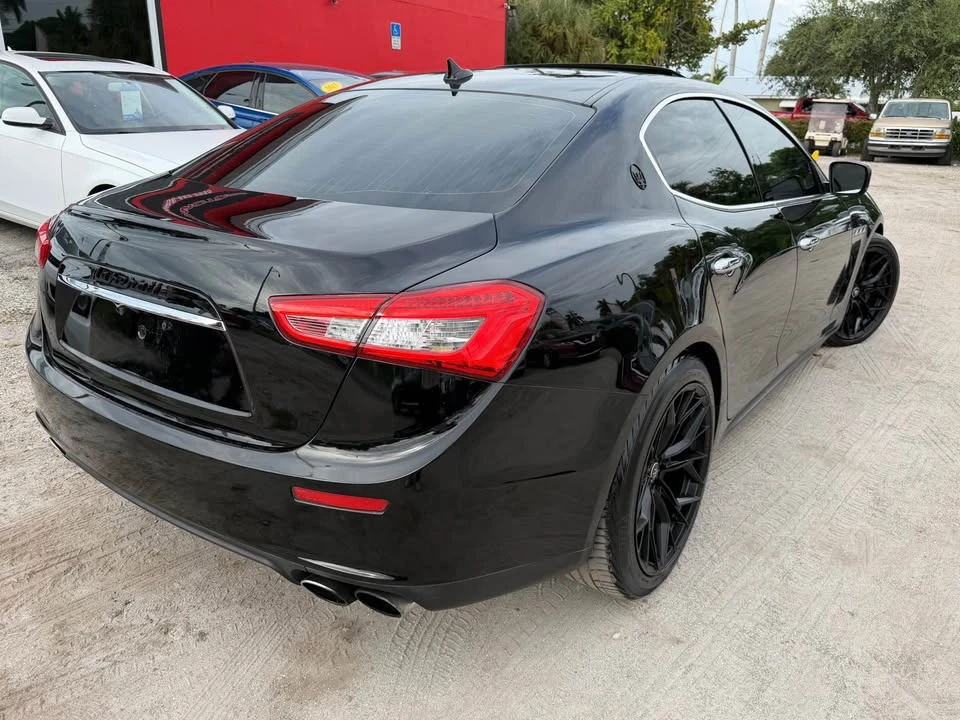 2015 Maserati Ghibli 3rd Gen - Image 2 of 4