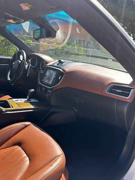2015 Maserati Ghibli 3rd Gen - Image 13 of 20