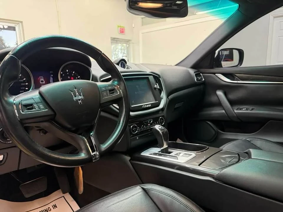 2015 Maserati Ghibli 3rd Gen - Image 9 of 14