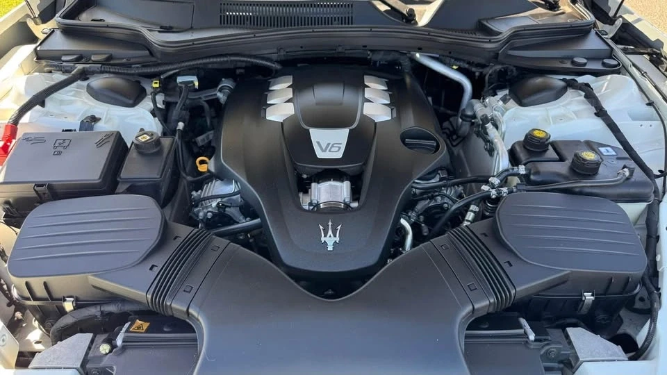 2015 Maserati Ghibli 3rd Gen - Image 15 of 15