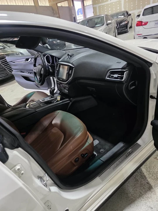 2015 Maserati Ghibli 3rd Gen - Image 13 of 17