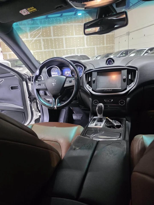 2015 Maserati Ghibli 3rd Gen - Image 16 of 17