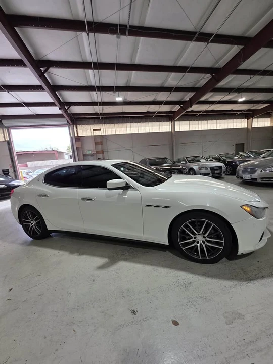 2015 Maserati Ghibli 3rd Gen - Image 3 of 17