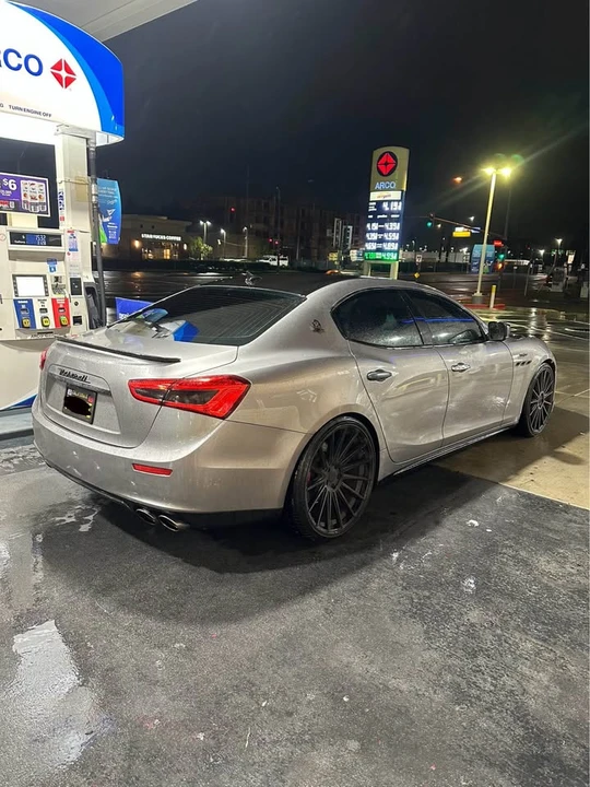 2015 Maserati Ghibli 3rd Gen - Image 2 of 4