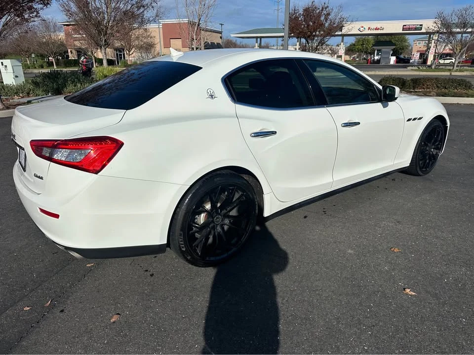 2015 Maserati Ghibli 3rd Gen - Image 4 of 9