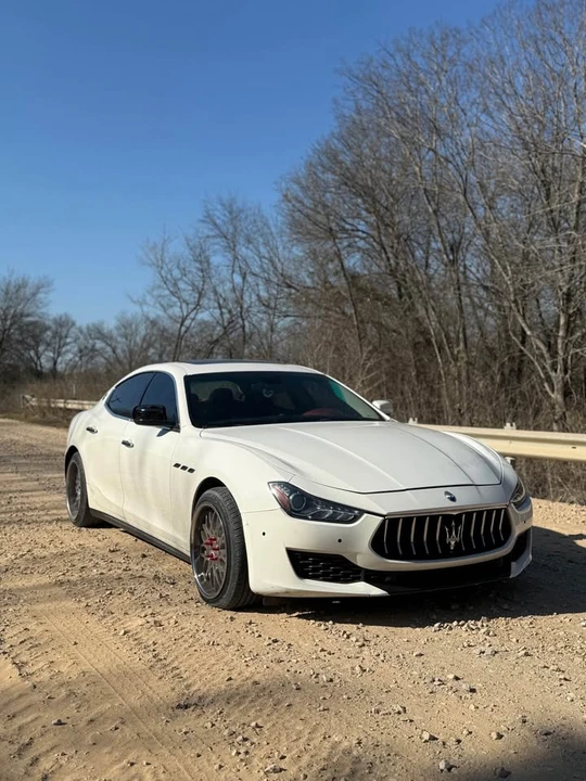 2015 Maserati Ghibli 3rd Gen - Image 2 of 6