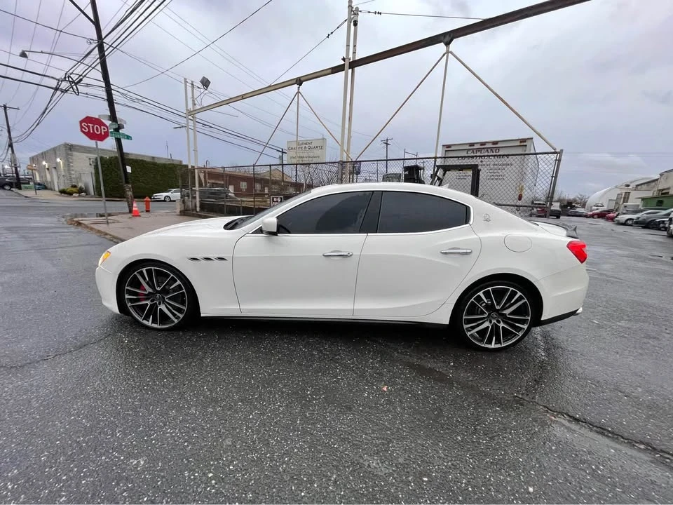 2015 Maserati Ghibli 3rd Gen - Image 7 of 16